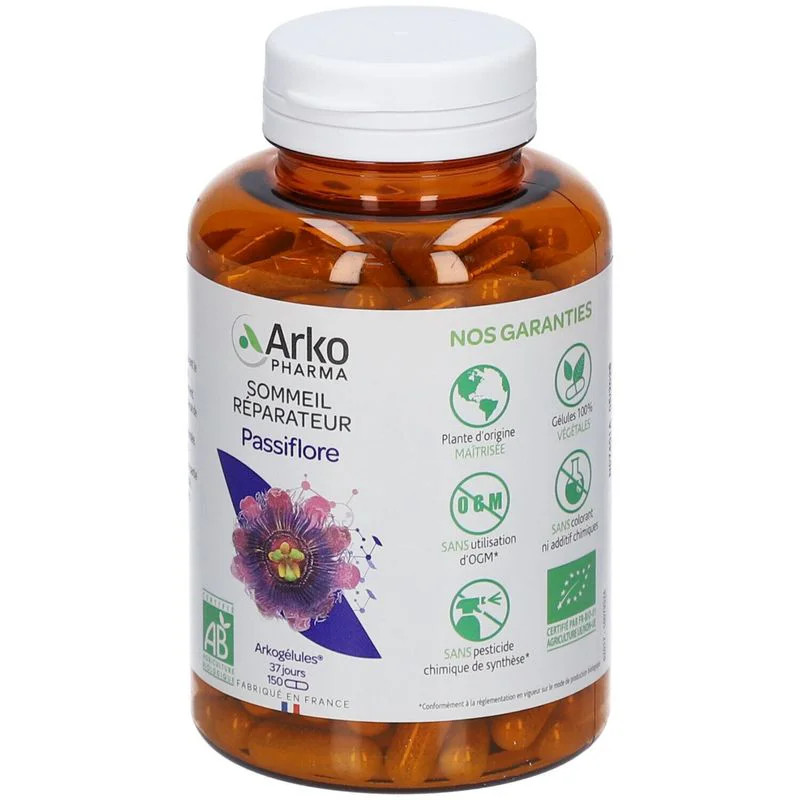 Packshot incliné de la boîte Arkopharma BIO Passiflore mettant en avant le design frontal avec passi