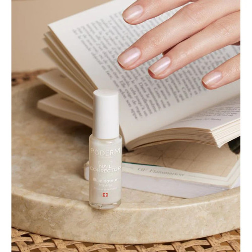 Vernis PODERM Illuminateur Minéral - Éclat Soap Nail en 8ml