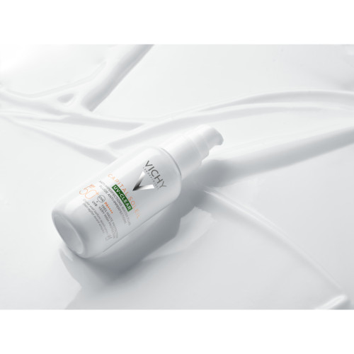 Capital Soleil UV-Clear Fluide Anti-Imperfections SPF50+ 40 ml
