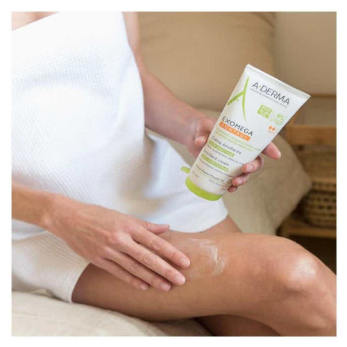 ADERMA Exomega Control 200ml - Apaise et nourrit peaux atopiques