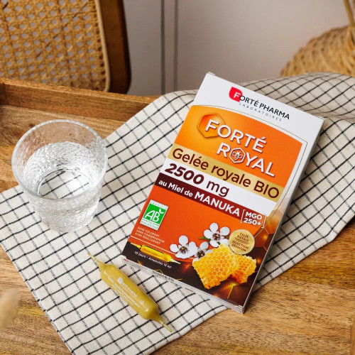 Forté Pharma Gelée Royale 2500 mg 10 Ampoules Immunité Boostée Pharma360