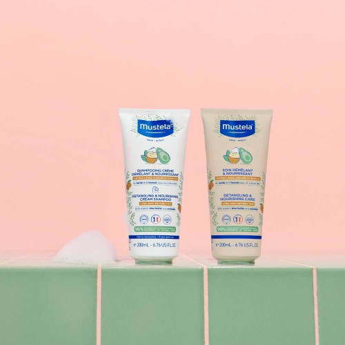 Mustela Shampooing Crème Démêlant Nourrissant 200 ml Cheveux Doux
