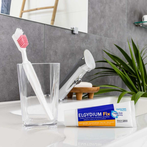 ELGYDIUM Fixative Dentaire 45g - Adhérence Forte, Goût Neutre