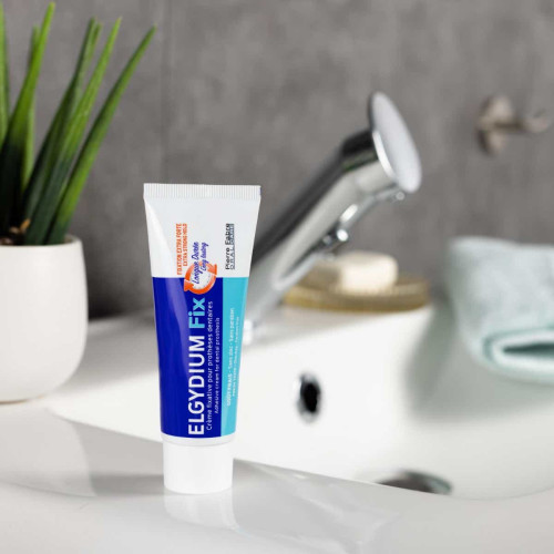 ELGYDIUM Fix Crème Prothèse Dentaire 45g Extra Forte
