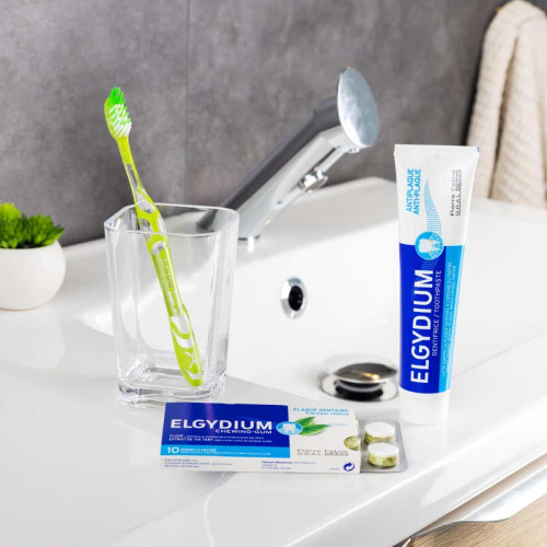 ELGYDIUM Brosse Anti-Plaque Medium 1 Unité - Efficacité Supérieure