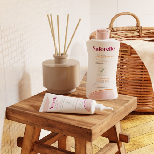 Soin Lavant Saforelle Ultra Hydratant - +35% Hydratation Intime