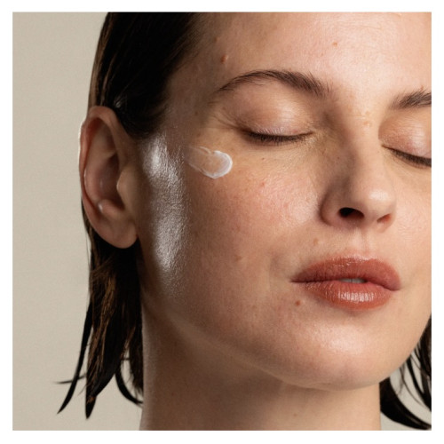Même Sérum Apaisant : Apaisement pour peaux réactives et rouges
